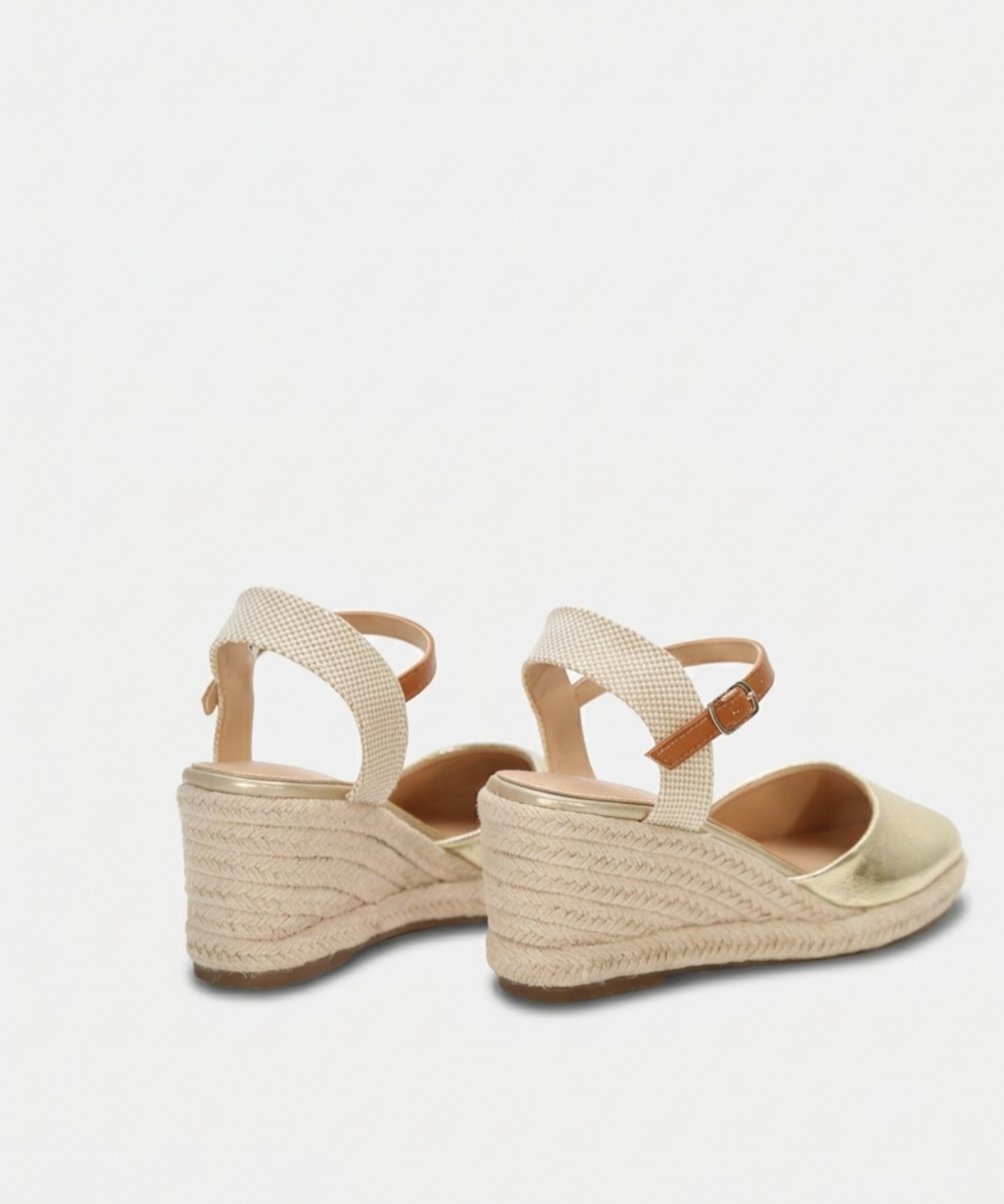 Cu&ntilde;a esparto metalizada image number null